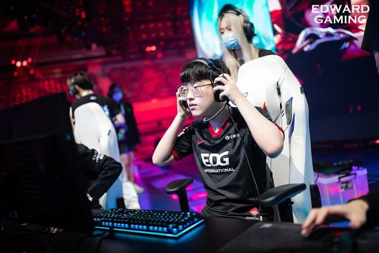 金年会中国大陆入口包含Scout在SKT比赛中最后时刻胜出，晋级下一阶段引发热议！赛场气氛高涨的词条